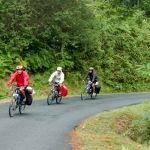 ...y tras pasar Etxalar cruzamos la frontera buscando el bonito pueblo de Sare...